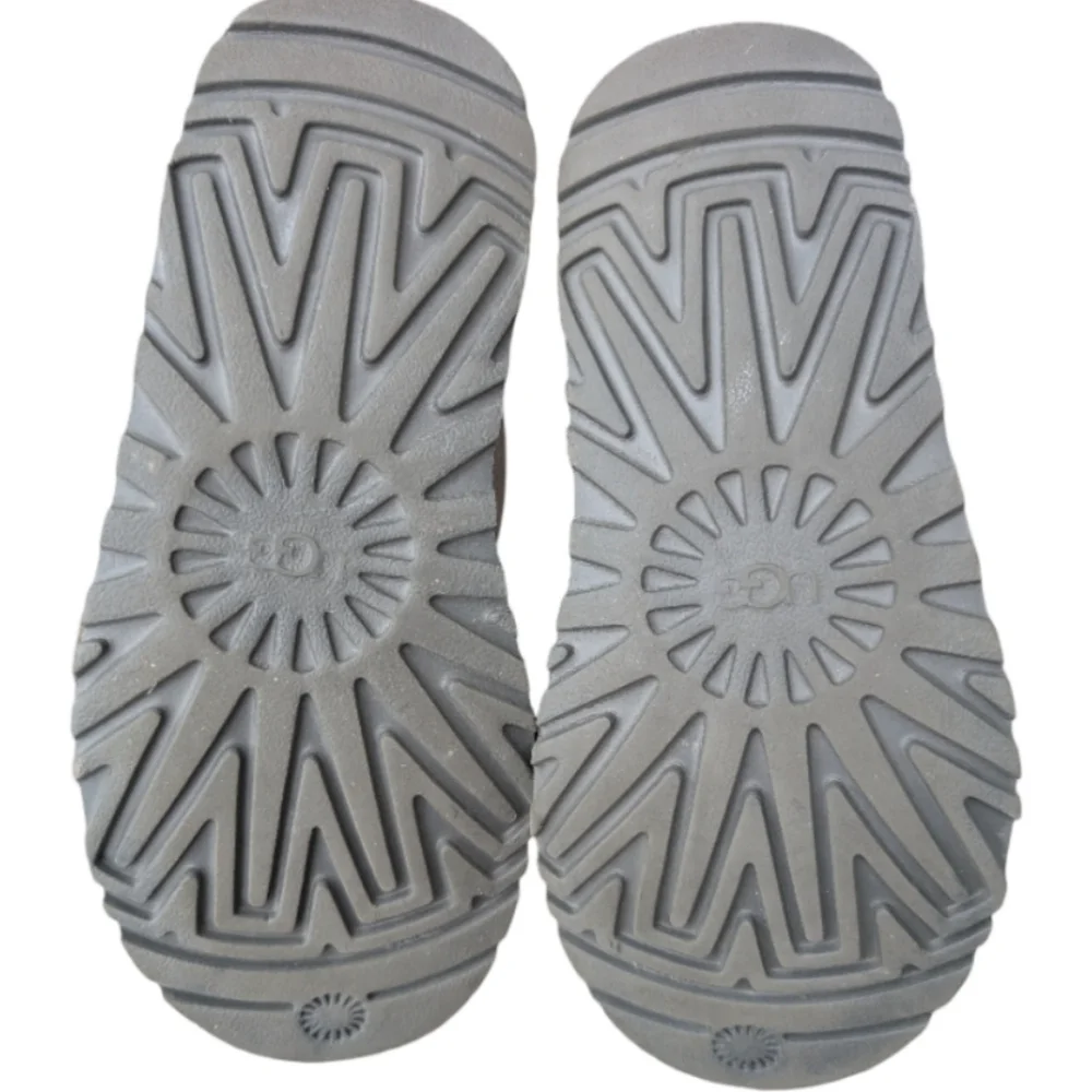 UGG neumel chukka